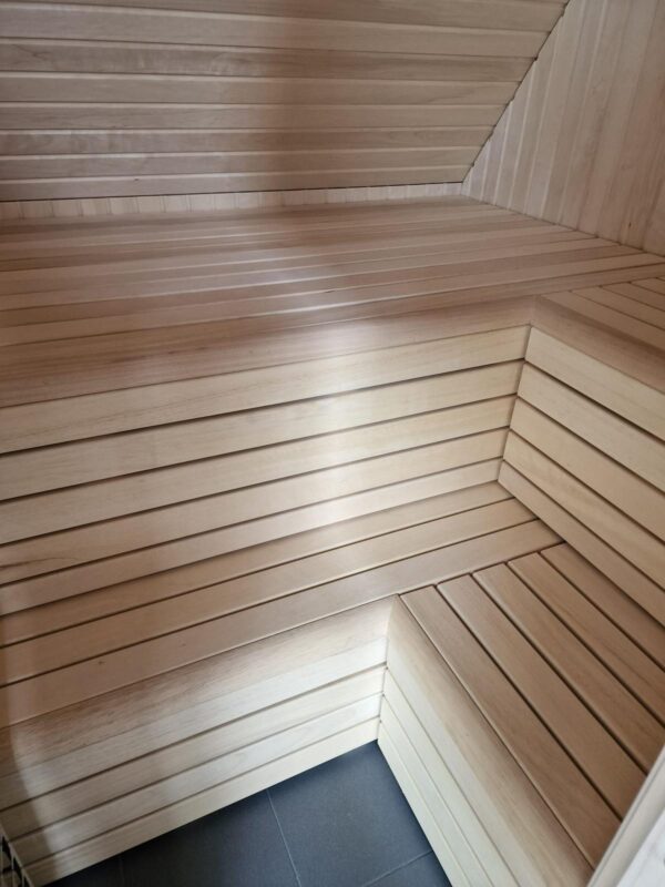 Sauna bank - Abachi balk 80x80mm met afronding 50mm - Afbeelding 8