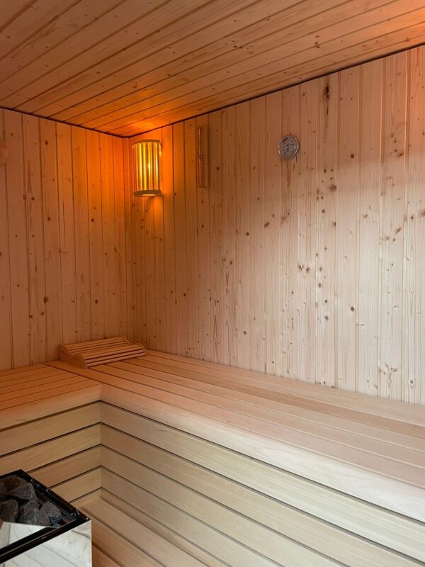 Noord Europese Fichte saunaschroten - Afbeelding 15